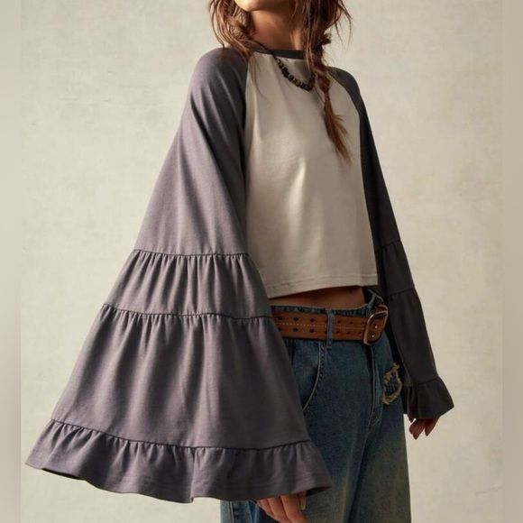 Gray and White Women's Top - Picture 3 of 9